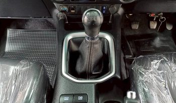 REVO 4WD 2021 2.4E MT SMART CAB SILVER  8356 full