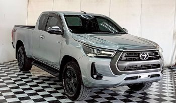 REVO 4WD 2021 2.4E MT SMART CAB SILVER  8356 full
