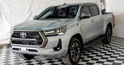 REVO 4WD 2021 2.4E MT DOUBLE CAB SILVER  8602