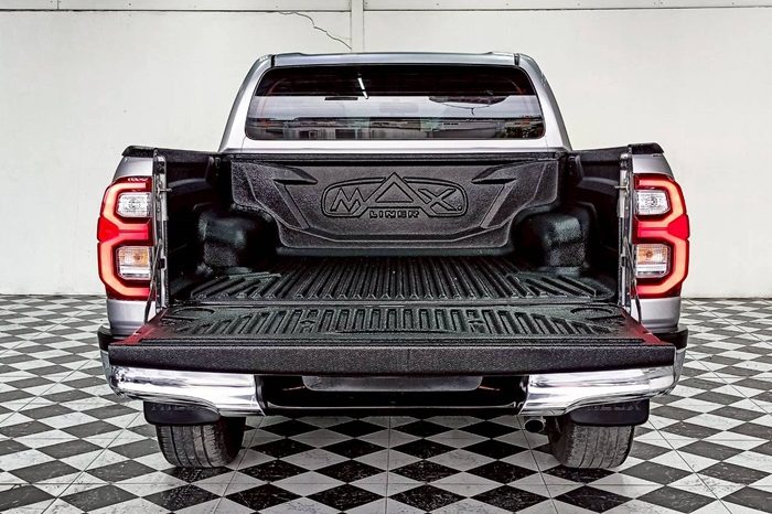 REVO 4WD 2021 2.4E MT DOUBLE CAB SILVER  8602 full