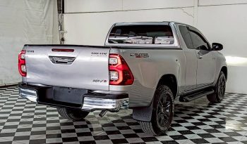 REVO 4WD 2021 2.4E MT SMART CAB SILVER  8706 full