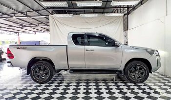 REVO 4WD 2021 2.4E MT SMART CAB SILVER  8706 full
