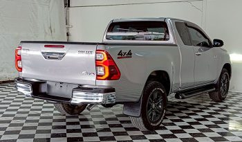 REVO 4WD 2021 2.4E MT SMART CAB SILVER  8716 full