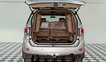 TOYOTA 4WD 2005 2.7V AT FORTUNER SILVER  9077 full
