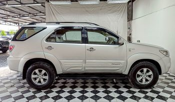 TOYOTA 4WD 2005 2.7V AT FORTUNER SILVER  9077 full