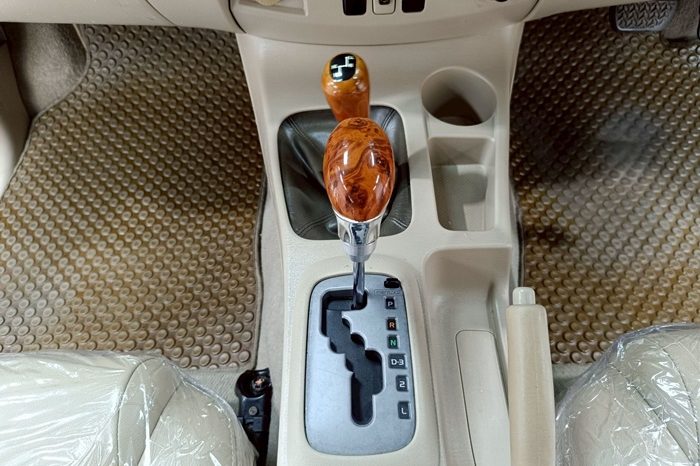 TOYOTA 4WD 2005 2.7V AT FORTUNER SILVER  9077 full