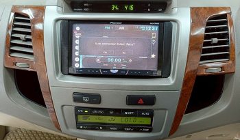 TOYOTA 4WD 2005 2.7V AT FORTUNER SILVER  9077 full