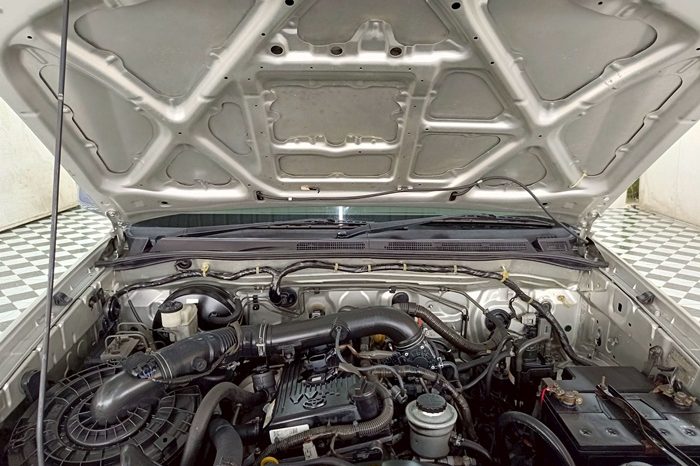 TOYOTA 4WD 2005 2.7V AT FORTUNER SILVER  9077 full