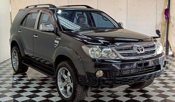 TOYOTA 4WD 2007 2.7V AT FORTUNER BLACK  9181 full