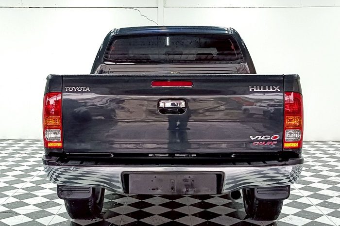 VIGO 4WD 2011 3.0G AT DOUBLE CAB BLACK  2011 full