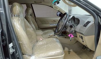 VIGO 4WD 2011 3.0G AT DOUBLE CAB BLACK  2011 full