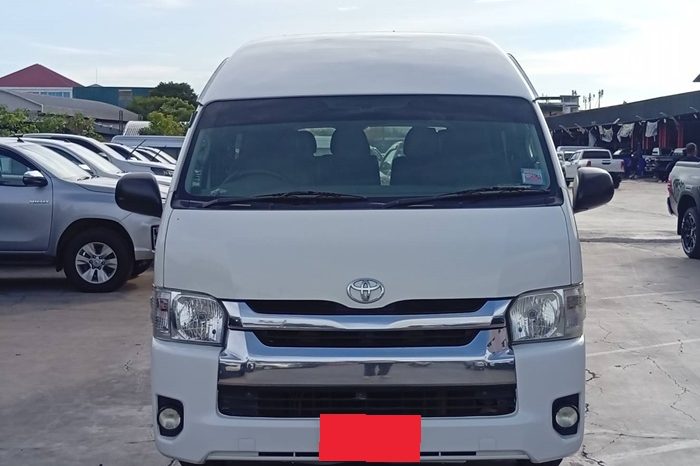 TOYOTA 2WD 2016 3.0 MT COMMUTER WHITE  7122 full