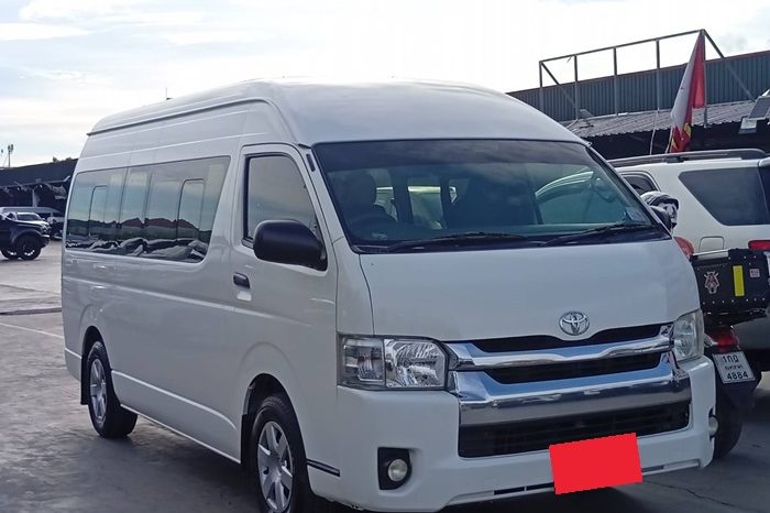 TOYOTA 2WD 2016 3.0 MT COMMUTER WHITE  7122 full