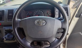 TOYOTA 2WD 2016 3.0 MT COMMUTER WHITE  7122 full