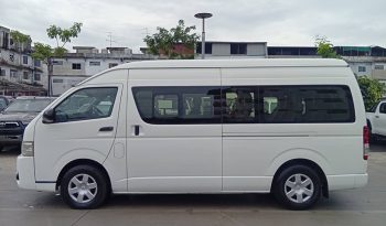 TOYOTA 2WD 2016 3.0 MT COMMUTER WHITE  7123 full