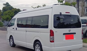 TOYOTA 2WD 2016 3.0 MT COMMUTER WHITE  7123 full