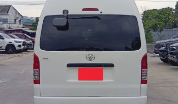 TOYOTA 2WD 2016 3.0 MT COMMUTER WHITE  7123 full