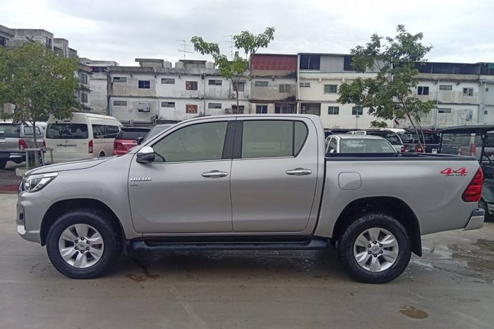 REVO 4WD 2020 2.8G AT DOUBLE CAB SILVER  7173 full