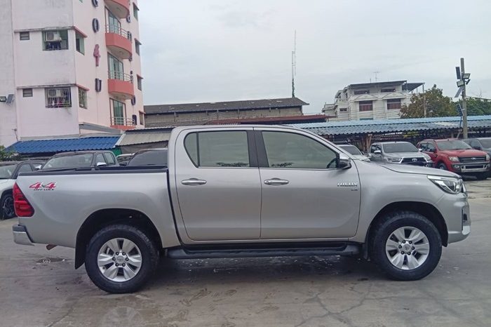 REVO 4WD 2020 2.8G AT DOUBLE CAB SILVER  7173 full
