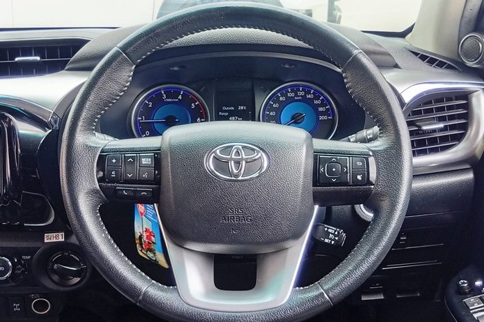 REVO 4WD 2019 2.8G MT DOUBLE CAB SILVER  4511 full