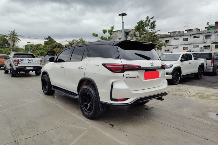 TOYOTA 4WD 2022 2.8V AT FORTUNER WHITE  9338 full