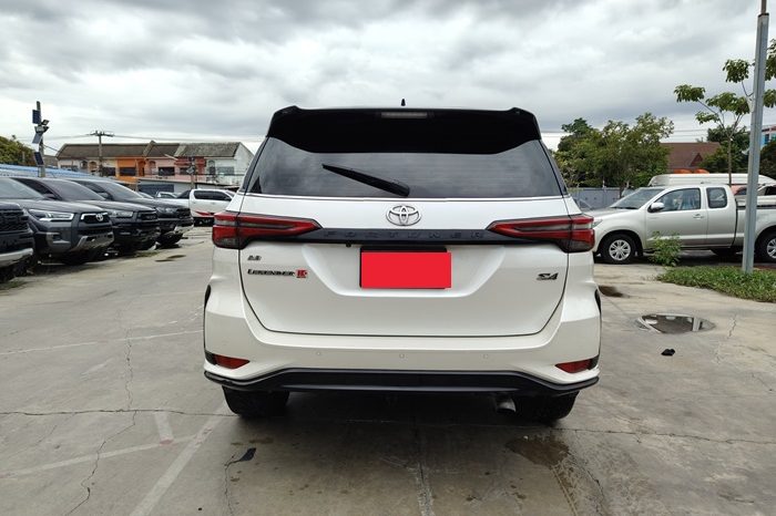 TOYOTA 4WD 2022 2.8V AT FORTUNER WHITE  9338 full