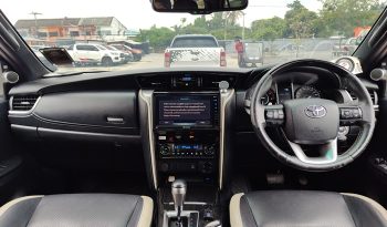 TOYOTA 4WD 2022 2.8V AT FORTUNER WHITE  9338 full