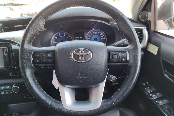 REVO 4WD 2019 2.8G MT DOUBLE CAB SILVER  4576 full