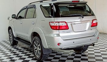 TOYOTA 2WD 2009 2.7V AT FORTUNER SILVER  1257 full