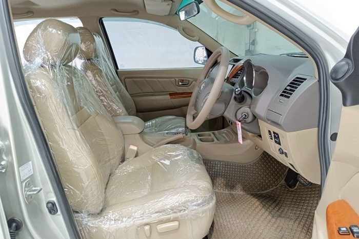 TOYOTA 2WD 2009 2.7V AT FORTUNER SILVER  1257 full