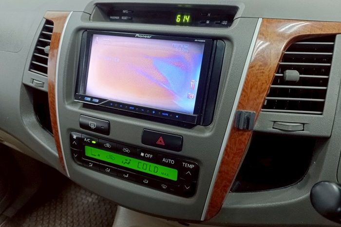 TOYOTA 2WD 2009 2.7V AT FORTUNER SILVER  1257 full