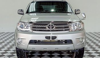 TOYOTA 2WD 2009 2.7V AT FORTUNER SILVER  1257 full