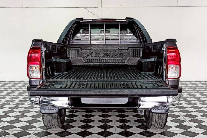 REVO 4WD 2020 2.8J MT STANDARD DARK GREY  1726 full
