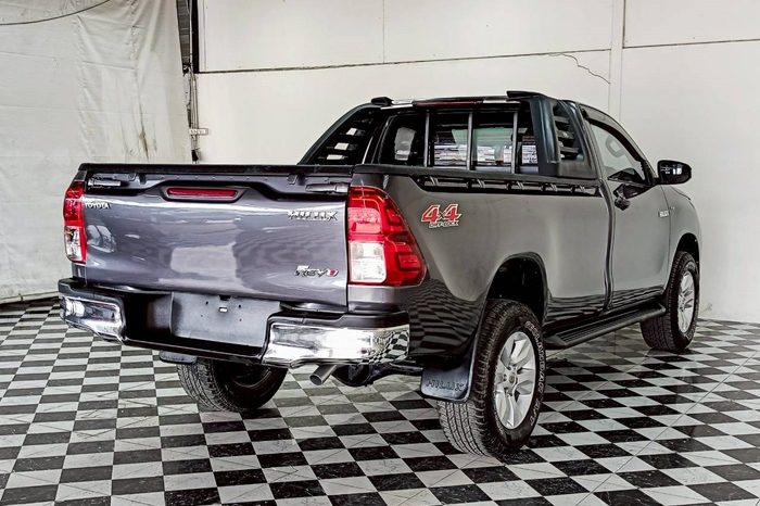 REVO 4WD 2020 2.8J MT STANDARD DARK GREY  1726 full