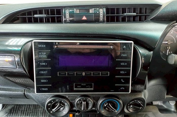 REVO 4WD 2020 2.8J MT STANDARD DARK GREY  1726 full