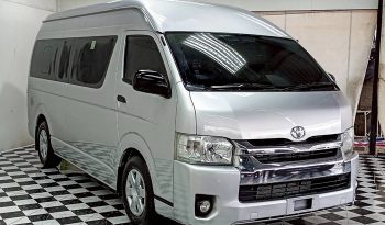 TOYOTA 2WD 2019 3.0 MT COMMUTER SILVER  4497 full