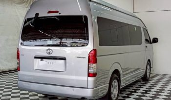 TOYOTA 2WD 2019 3.0 MT COMMUTER SILVER  4497 full