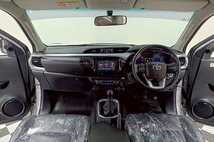 REVO 4WD 2019 2.8G MT DOUBLE CAB SILVER  4537 full