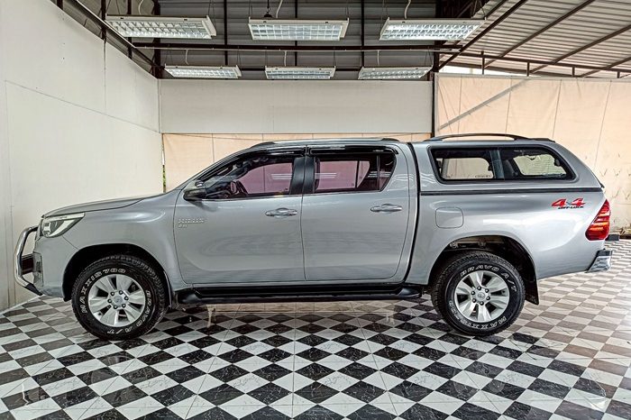 REVO 4WD 2019 2.8G MT DOUBLE CAB SILVER  4548 full
