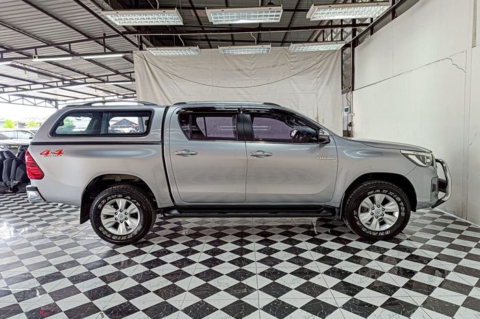 REVO 4WD 2019 2.8G MT DOUBLE CAB SILVER  4548 full