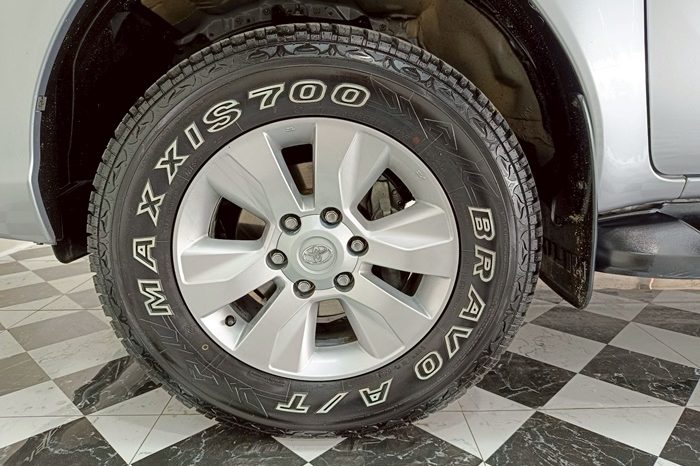 REVO 4WD 2019 2.8G MT DOUBLE CAB SILVER  4548 full