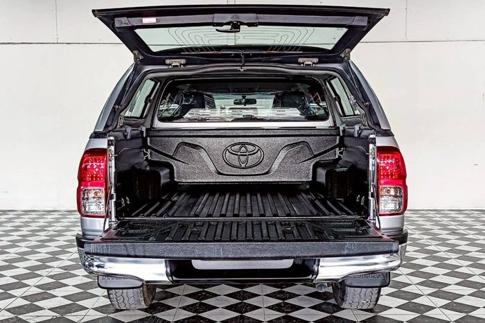 REVO 4WD 2019 2.8G MT DOUBLE CAB SILVER  4573 full