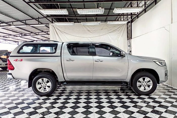 REVO 4WD 2019 2.8G MT DOUBLE CAB SILVER  4576 full