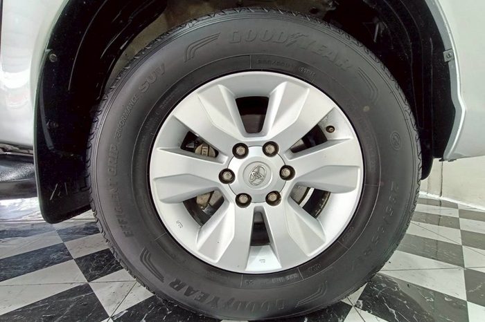 REVO 4WD 2019 2.8G MT DOUBLE CAB SILVER  4576 full