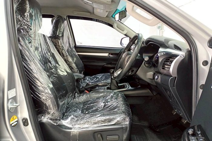 REVO 4WD 2019 2.8G MT DOUBLE CAB SILVER  4576 full