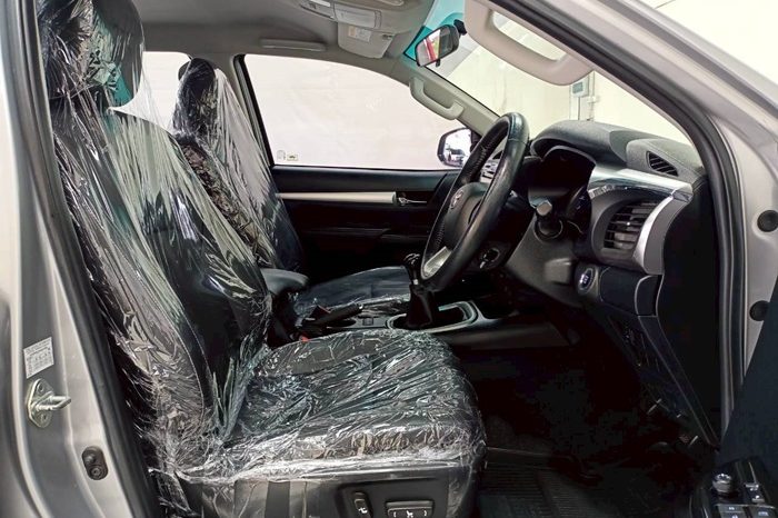 REVO 4WD 2019 2.8G MT DOUBLE CAB SILVER  4606 full