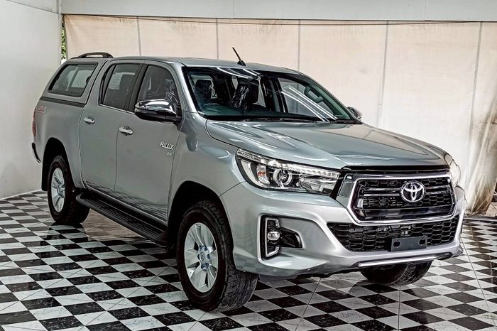 REVO 4WD 2019 2.8G MT DOUBLE CAB SILVER  4606 full
