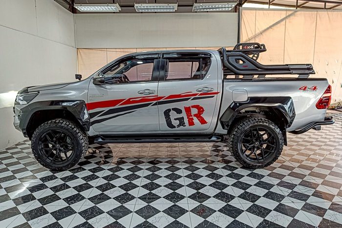 REVO 4WD 2019 2.8G MT DOUBLE CAB SILVER  4606 full