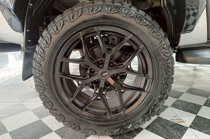 REVO 4WD 2019 2.8G MT DOUBLE CAB SILVER  4606 full