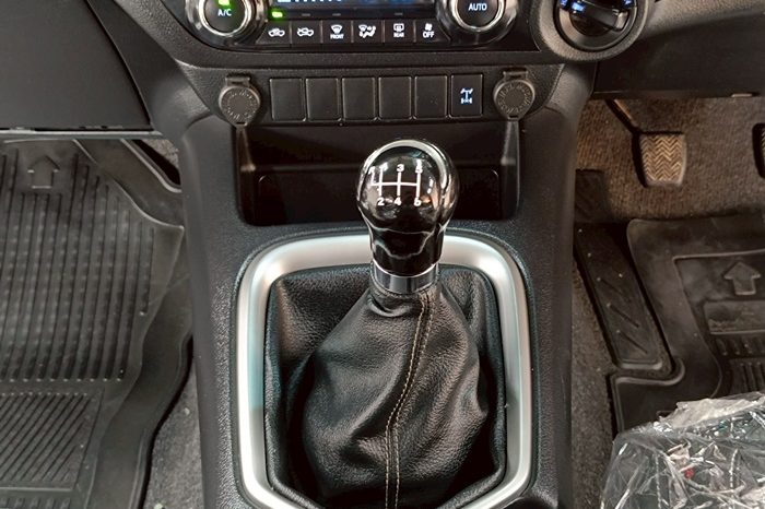 REVO 4WD 2019 2.8G MT DOUBLE CAB SILVER  4606 full